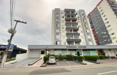 Apartamento 3 quartos com 1 suíte e 98m² - centro - est