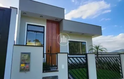 Casa 176m² com 3 quartos e suíte em forquilhas - est