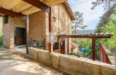 Casa em condomínio fechado com 4 dormitórios, sendo 3 suítes à venda com 2 vagas cobertas  - granja