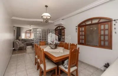 Casa tipo para venda em jardim textil com 5 quartos, sendo 2 suítes, 300m²
