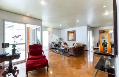 Apartamento tipo para venda em moema com 3 quartos, sendo 3 suítes, 195m²