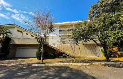 Casa tipo para venda em pacaembu com 3 quartos, sendo 1 suíte, 384m²