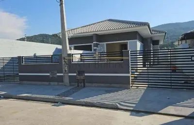 Casa com 2 quartos à venda no forquilhas, são josé , 58 m2 por r$ 380.000