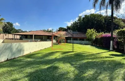 Charmosa chacara a venda em parque planalto, araraquara