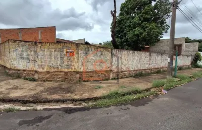 Terreno a venda no bairro jardim roberto selmi dei em araraquara