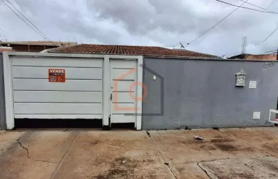 Casa padrao a venda no jardim adalberto frederico de oliveira roxo i, araraquara