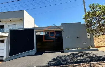 Casa padrao a venda com 3 dormitorios no parque laranjeiras em araraquara