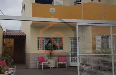 Sobrado de 3 dormitorios com suite no parque igacaba, araraquara