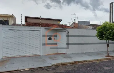 Casa com 3 quartos à venda na rua antônio corrêa de almeida moraes, 775, jardim residencial água branca, araraquara, 196 m2 por r$ 440.000