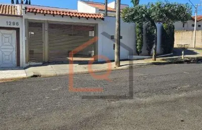 Casa com 3 quartos à venda na rua josé marques pinheiro filho, 1284, vila harmonia, araraquara, 236 m2 por r$ 700.000