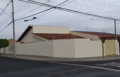 Casa com 3 quartos à venda na rua marechal artur da costa e silva, 509, jardim adalgisa, araraquara, 208 m2 por r$ 600.000