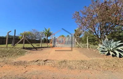 Charmosa chacara com 4 dormitorios no jardim zavanella, araraquara