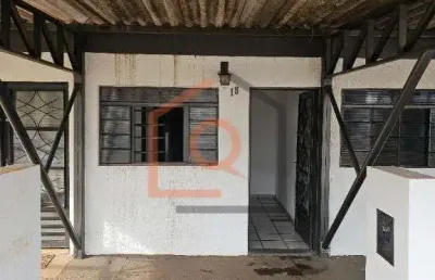 Casa com 1 quarto à venda na avenida marginal seiscentos, 600, jardim santa júlia (vila xavier), araraquara, 56 m2 por r$ 130.000