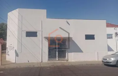 Prédio com 3 salas para alugar na rua doutor antonio picaroni, 638, vila xavier (vila xavier), araraquara, 138 m2 por r$ 1.700