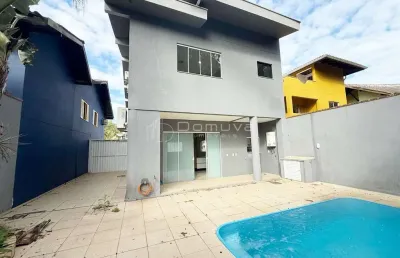 Casa em condomínio fechado com 3 quartos para alugar na Rua Predidente Getulio, Várzea do Ranchinho, Camboriú