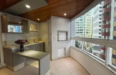 Locação anual 3 suítes mobiliado centro balneário camboriú
