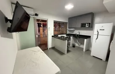 Kitnet térrea para locação anual no bairro das nações, balneário camboriú