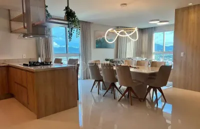 Apartamento alto padrão com 3 suítes disponível para locação anual em balneário camboriú