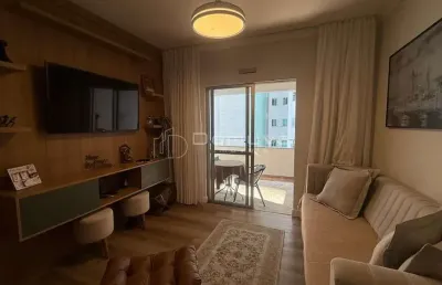 Apartamento com 2 quartos para alugar na Rua 3104, Centro, Balneário Camboriú