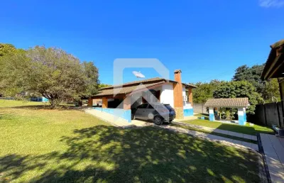 Chácara em jundiaí - medeiros - aceita financiamento - 4 dormitórios e piscina
