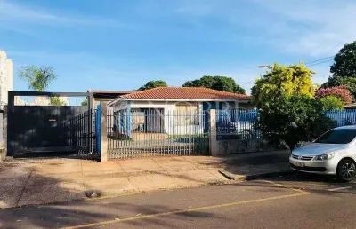 Terreno à venda na Rua Vítor do Amaral, Jardim Alvorada, Maringá