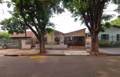 Casa com 6 quartos à venda na Rua Pioneiro Otaviano Selicani, Parque Residencial Aeroporto, Maringá