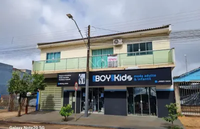Sobrado na avenida marangoni - com salão comercial e duas casas nos fundos
