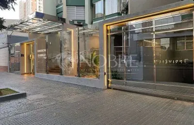 Apartamento semimobiliado próximo ao parque do ingá