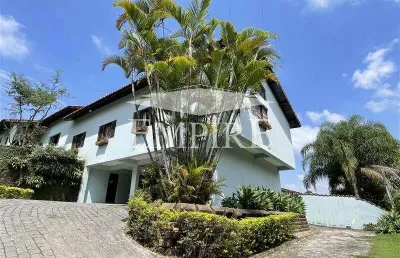 Casa com 3 quartos para alugar no Arujázinho I, II e III, Arujá 