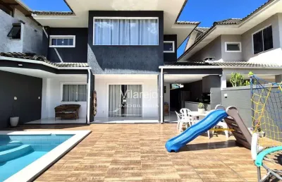 Casa em condomínio 4 suítes amplas piscina 243m² vargem peq.