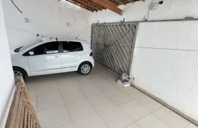 Bela casa totalmente reformada no altos do jaguarema
