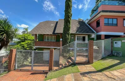 Casa com 3 quartos à venda na Rua Gaspar Silveira Martins, 347, Santo Inácio, Santa Cruz do Sul