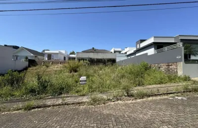 Terreno no jardim das hortênsias em frente a área verde