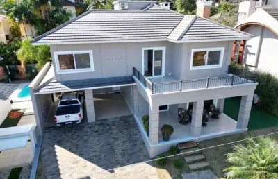 Belíssima casa de alto padrão no condomínio costa norte