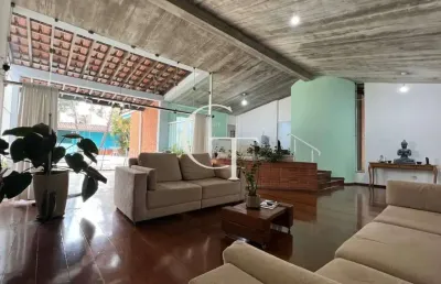 Sala mobiliada para área da saúde no bairro brasil – pronta para atender com excelência