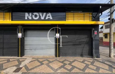 Salão comercial de esquina no centro de salto para locação