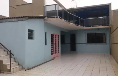 Casa com 3 quartos à venda na Travessa Ângelo Golin, 79, Sítio Cercado, Curitiba