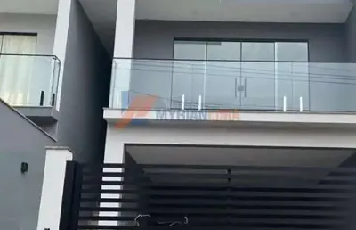 Casa com 3 quartos à venda na andre de jesus silva, 100, jardim belvedere, volta redonda por r$ 900.000