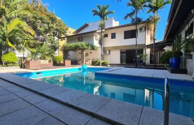 Casa para venda em criciúma, centro, 4 dormitórios, 4 suítes, 5 banheiros, 5 vagas
