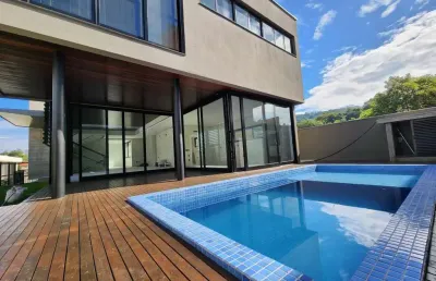 Casa para venda em criciúma, pio corrêa, 4 dormitórios, 4 suítes, 5 banheiros, 5 vagas