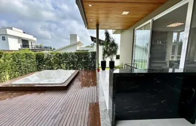 Casa em condomínio para venda em criciúma, primeira linha, 3 dormitórios, 3 suítes, 4 banheiros, 2 vagas