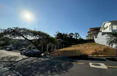 Terreno à venda na Rua Othília Bussolo Stopassoli, 1, Pio Corrêa, Criciúma