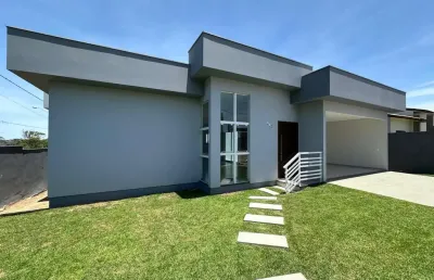 Casa para venda em criciúma, vila floresta ii, 3 dormitórios, 1 suíte, 2 banheiros, 2 vagas