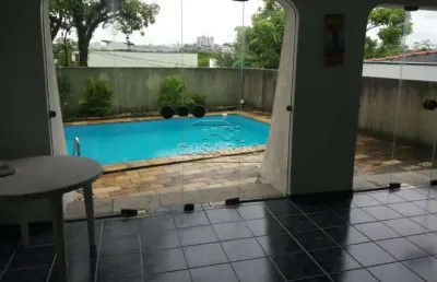 Casa com 3 quartos à venda na Rua Winston Churchill, 420, Jardim São Caetano, São Caetano do Sul