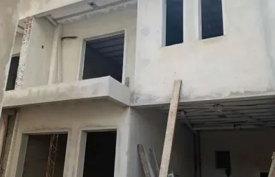 Sobrado em condomínio para venda em curitiba, cidade industrial, 3 dormitórios, 1 suíte, 2 banheiros, 4 vagas