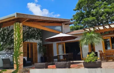 Linda casa em analândia a apenas 2:30 de são paulo. venha desfrutar desse lugar incrível.