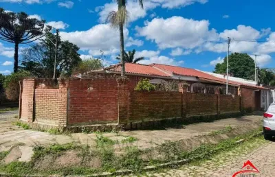 Casa com 3 quartos à venda na Rua Oiampi, 420, Guarujá, Porto Alegre