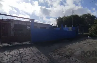 Casa com 3 quartos à venda na Avenida Ignês E. Fagundes, 67, Restinga, Porto Alegre