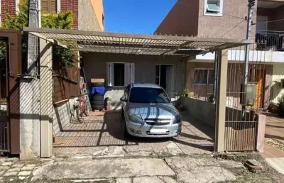 Casa com 2 quartos à venda na Avenida da Serraria, 1859, Espírito Santo, Porto Alegre