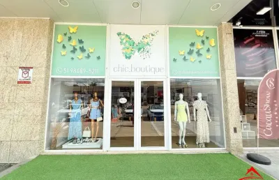 Ponto comercial à venda na Avenida Edgar Pires de Castro, 1525, Hípica, Porto Alegre